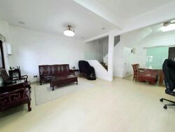 Lorong 104 Changi (D15), Terrace #458141531